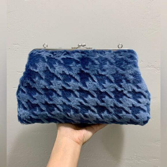 Blue Houndstooth Genuine Shearling Leather Kisslock Handbag, Multi Use Style - Picture 9 of 16